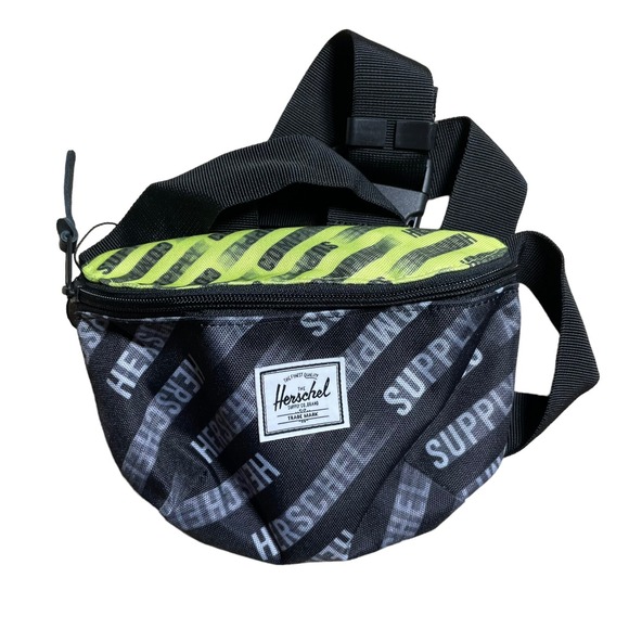 Herschel Supply Co‎ Unisex Fourteen Hip Pack Belt Bag HSC BLK/HL One Size - Picture 1 of 6